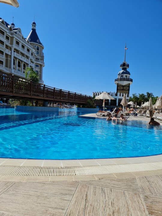 Pool Haydarpasha Palace
