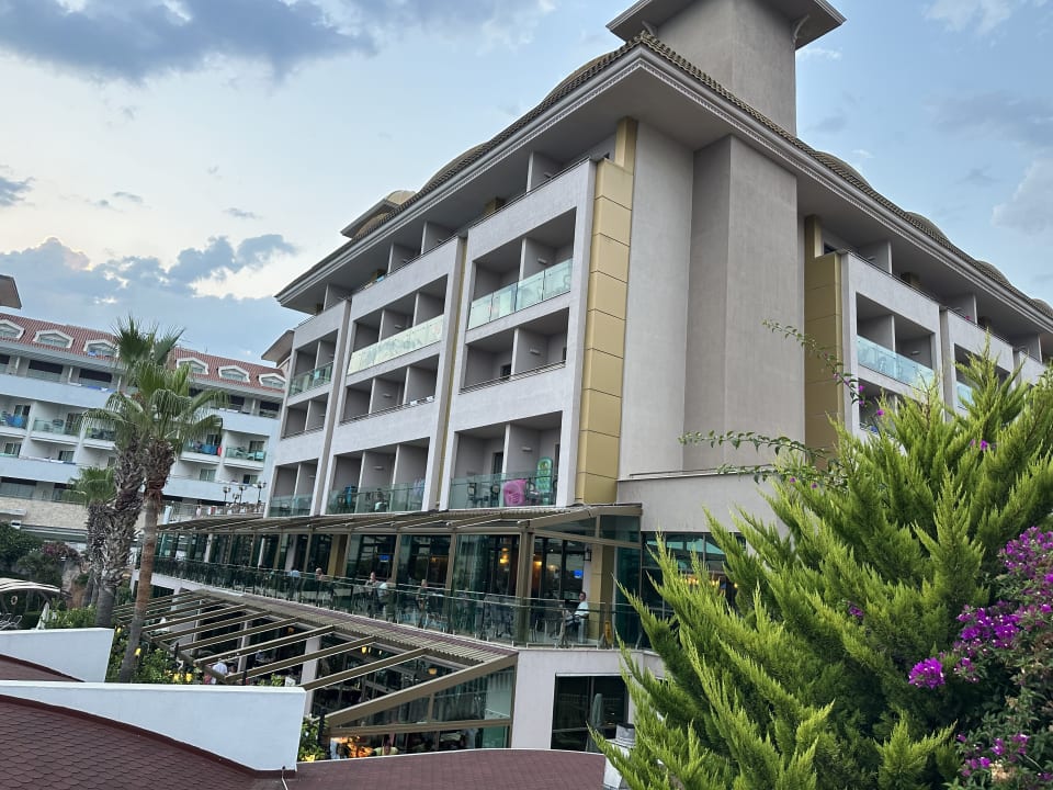 Außenansicht Aydinbey Kings Palace & Spa