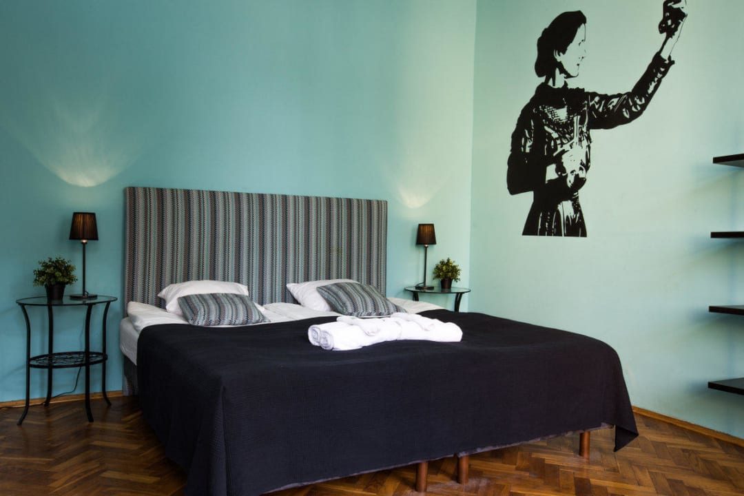 Skłodowska-Curie Nobel Suites