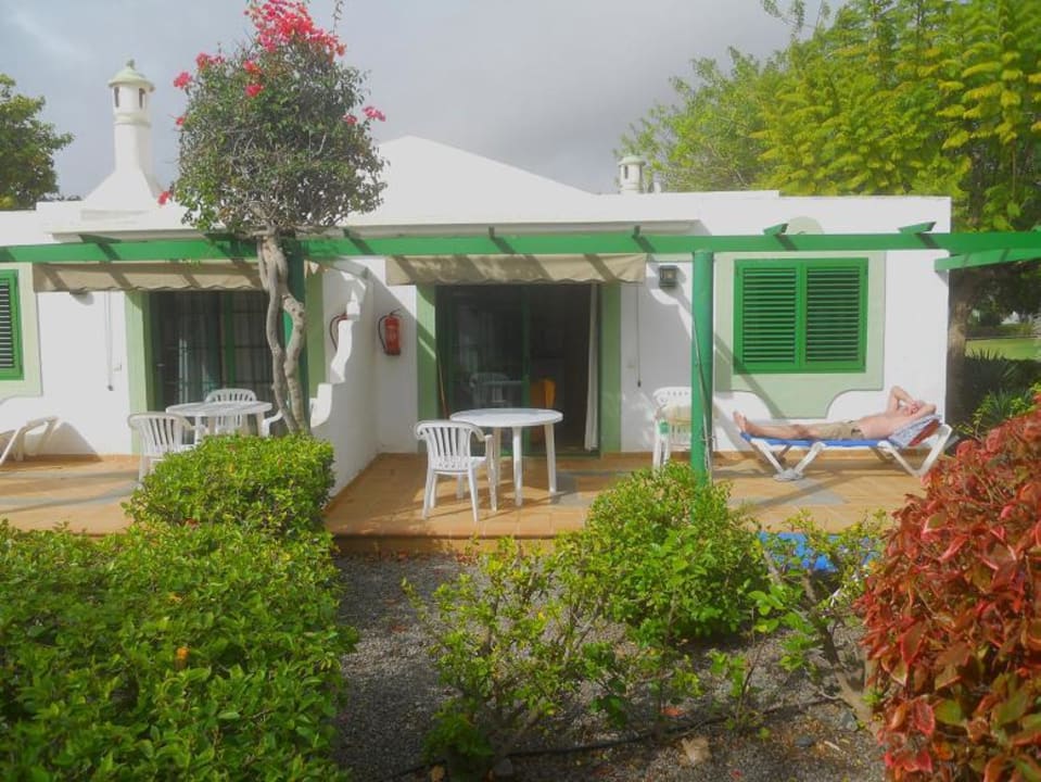 Bungalow mit Terrasse Bungalows Cordial Sandy Golf