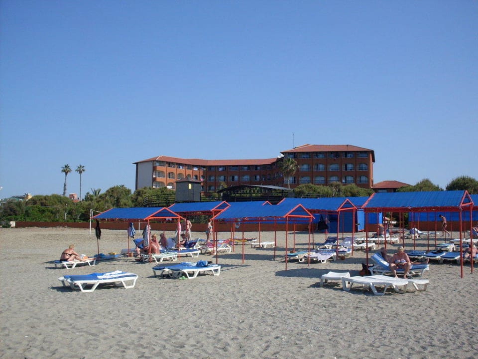 Hotel-Strand Club Turtas Beach Hotel
