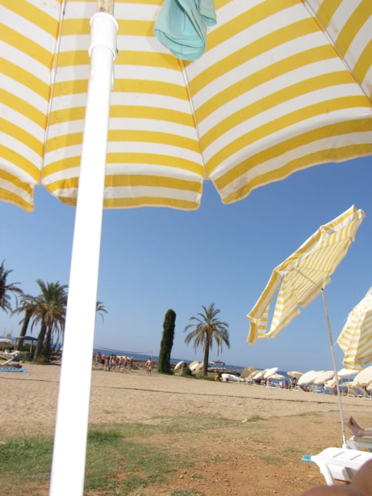 Immer genug Schirme! Oz Hotels Incekum Beach