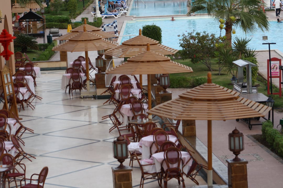 Auf den Aussenbereich Titanic Beach Spa & Aqua Park