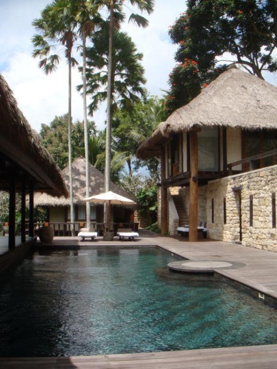 Pool Feuer Estate COMO Shambhala Estate