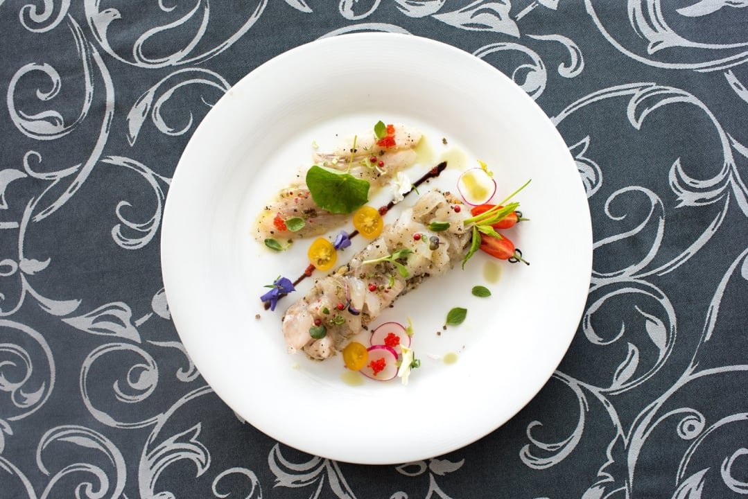 Gastro Atrium Platinum Luxury Resort Hotel & Spa