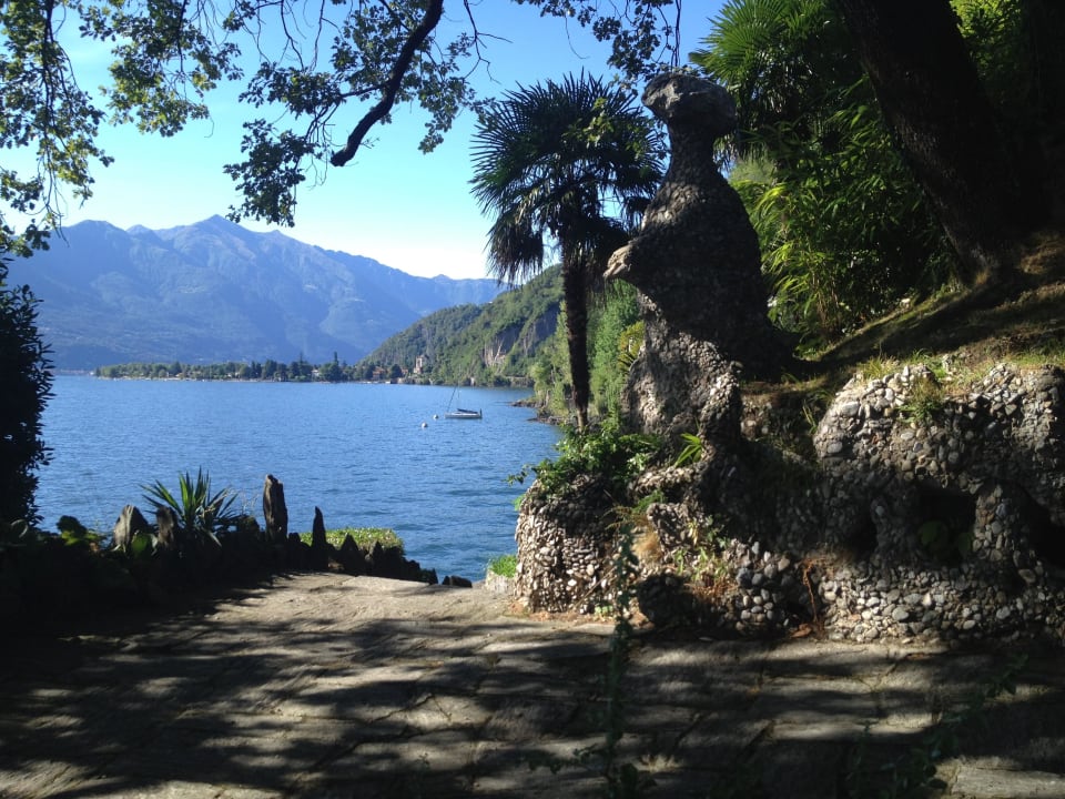 Garten entlang des Sees Relais Villa Porta