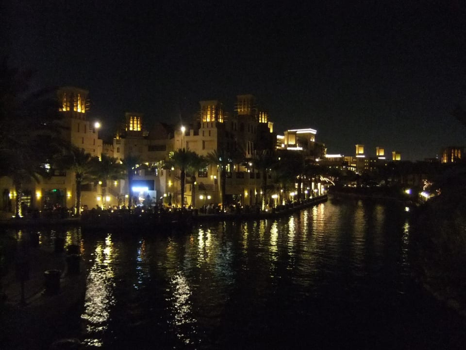 Madinat bei Nacht Jumeirah Mina Al Salam