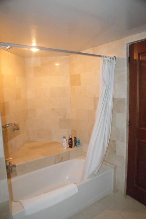 Bad, Zimmer 7205 Wyndham Alltra Samana