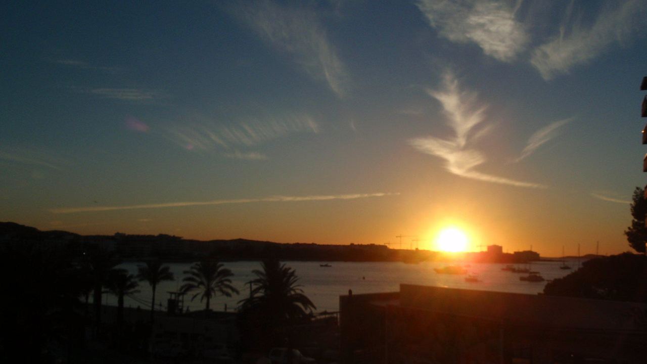 So schön war unser Blick zum Sonnenuntergang Hotel Osiris