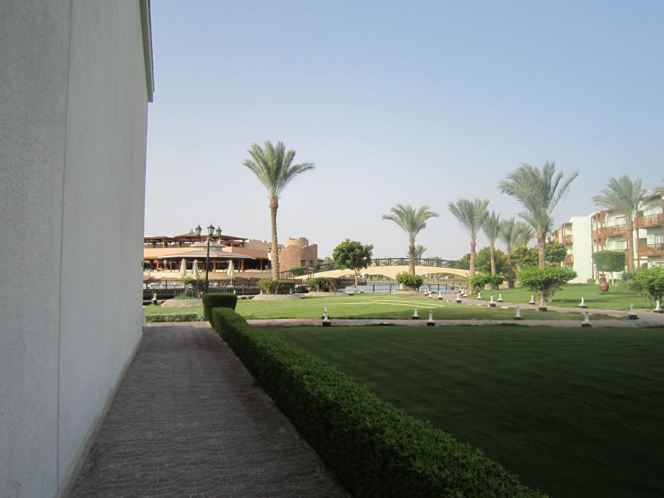 Gartenanlage Pickalbatros Dana Beach Resort - Hurghada