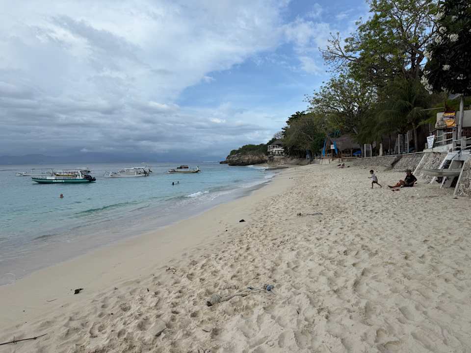 Strand Lembongan Bay Shore Huts