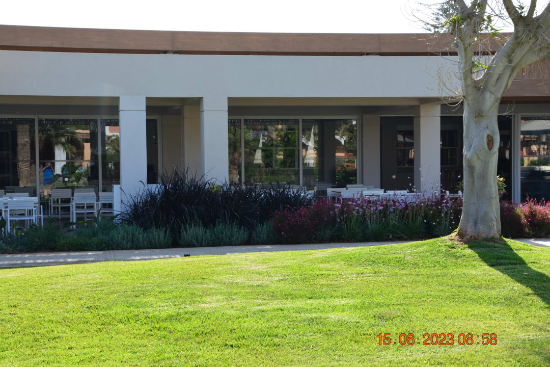 Gastro Anissa Beach & Village