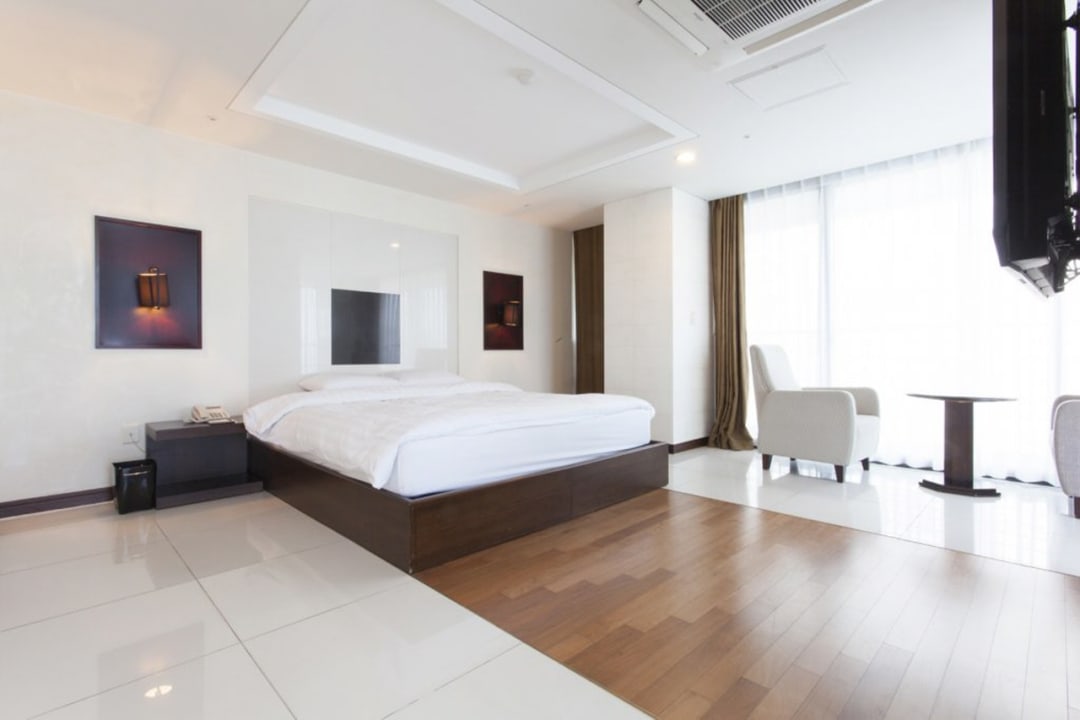 Zimmer Sunset Business Hotel