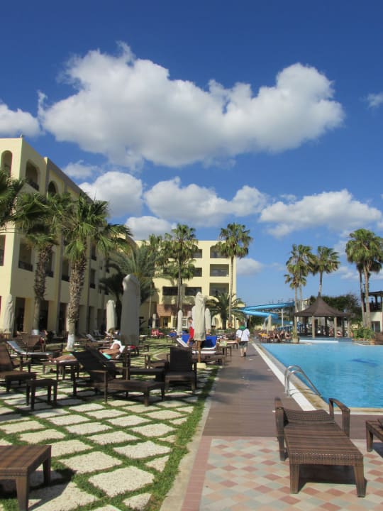 Am Pool Hotel Paradis Palace