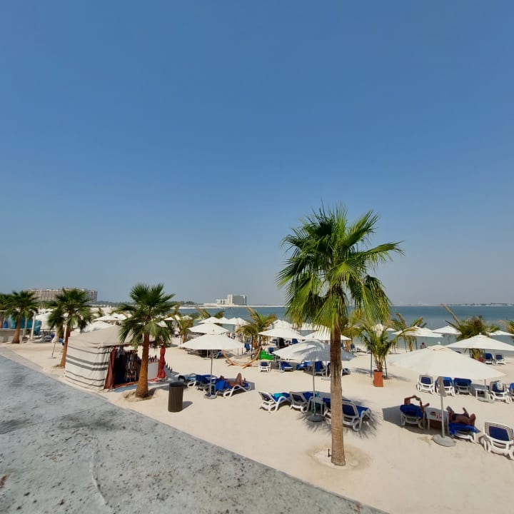 Strand Hampton by Hilton Marjan Island