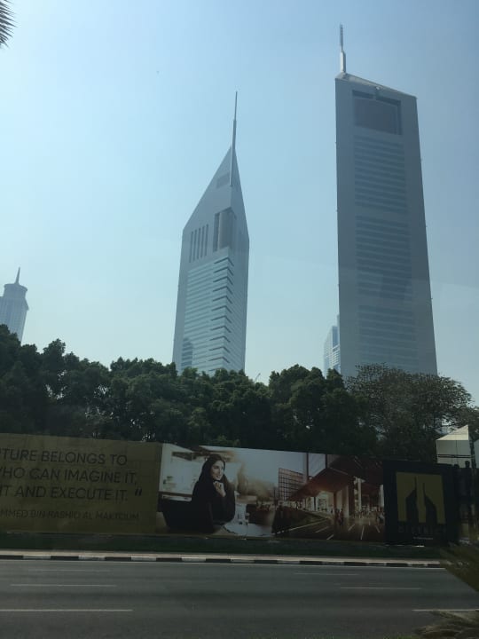 Außenansicht Hotel Jumeirah Emirates Towers