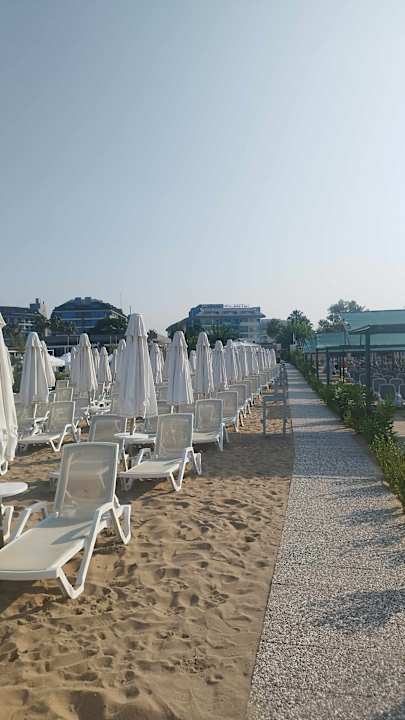 Strand Side Story Resort & Spa