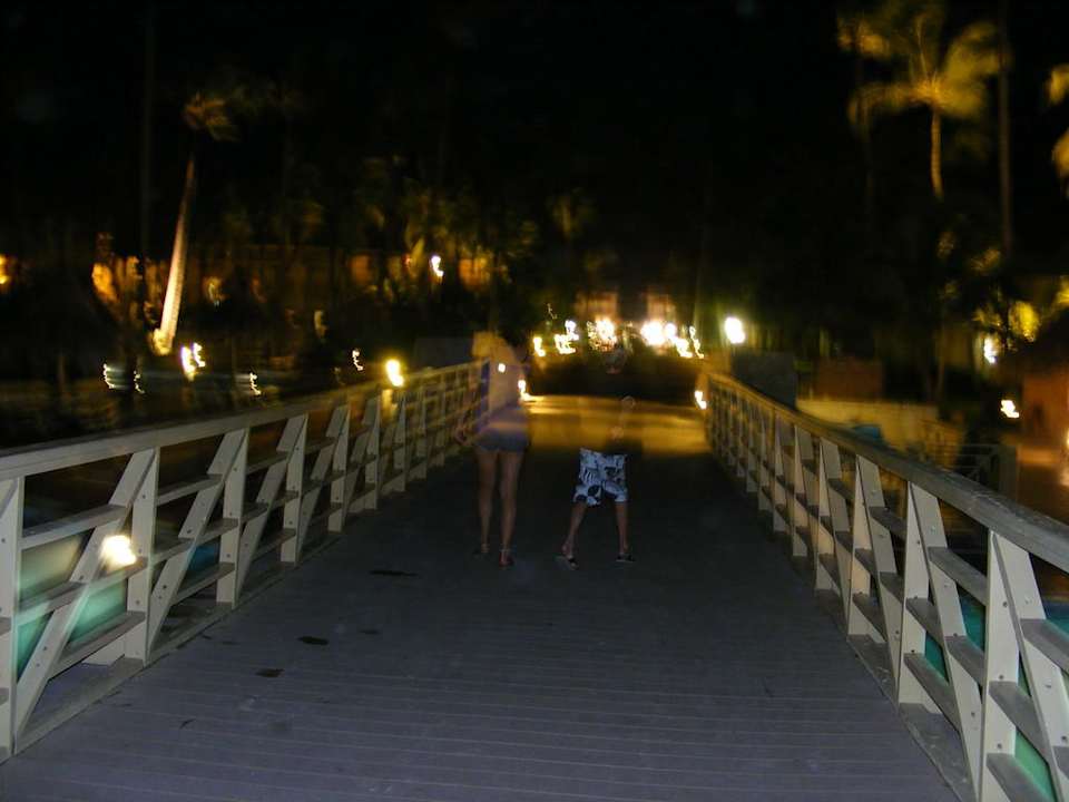 Abendlicher Blick Richtung Strand Grand Sirenis Punta Cana Resort & Aquagames