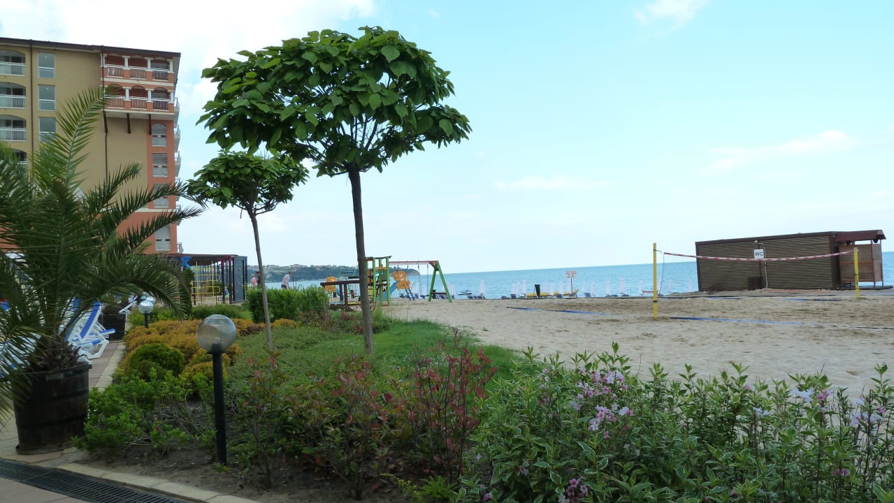 Grünanlage beim Kinderpool Sol Luna Bay