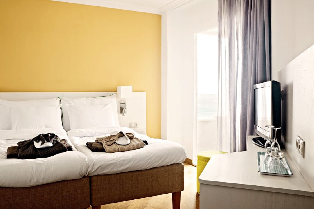 Zimmer Palma Beach Affiliated by FERGUS