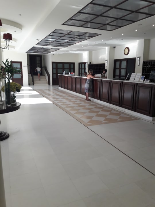 Lobby Hotel Aphrodite Beach Club