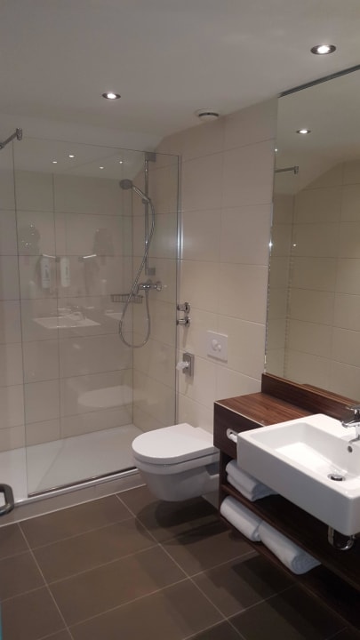 Bad Deluxezimmer H+ Hotel Limes Thermen Aalen