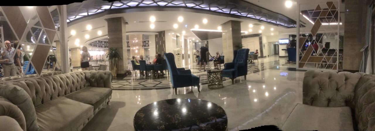 Lobby Dream World Hill Hotel