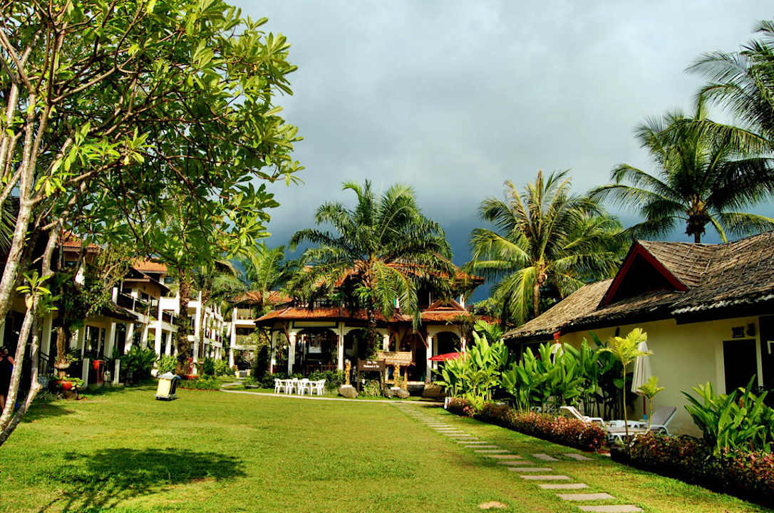 Nachmittags zwischen 16 & 17 Uhr Hive Khaolak Beach Resort