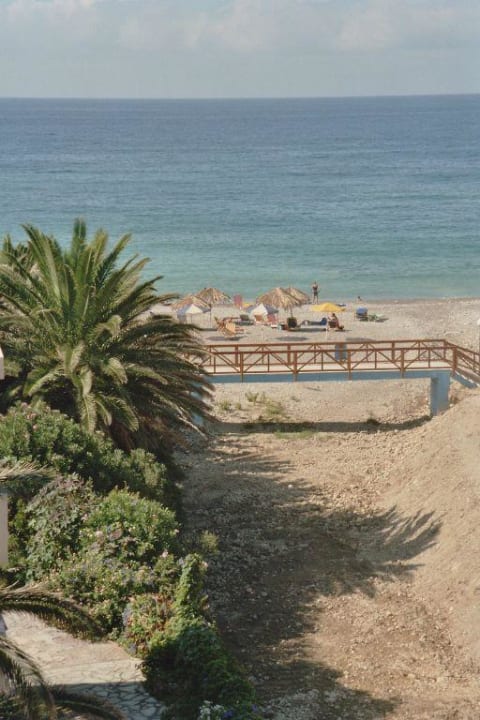 Der Strand direkt beim Hotel Hotel South Coast