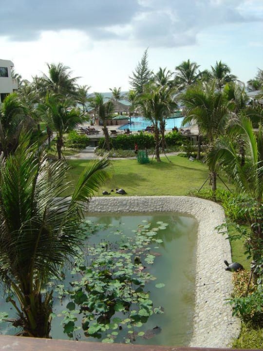 Blick Richtung Strand Sunprime Kamala Beach