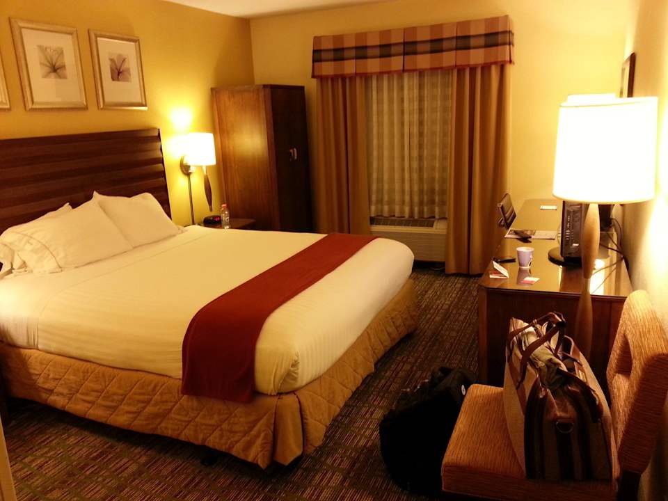 Clean and neat Hotel Holiday Inn Express San Diego-Escondido