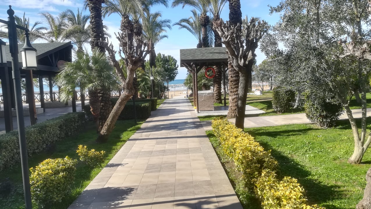 Gartenanlage Sunis Kumköy Beach Resort Hotel & Spa