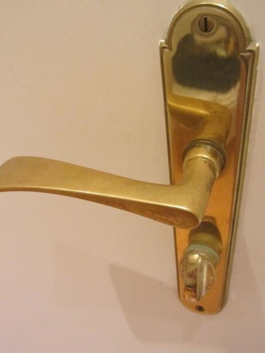 Türgriff - schon etwas älter? HYPERION Hotel Garmisch-Partenkirchen