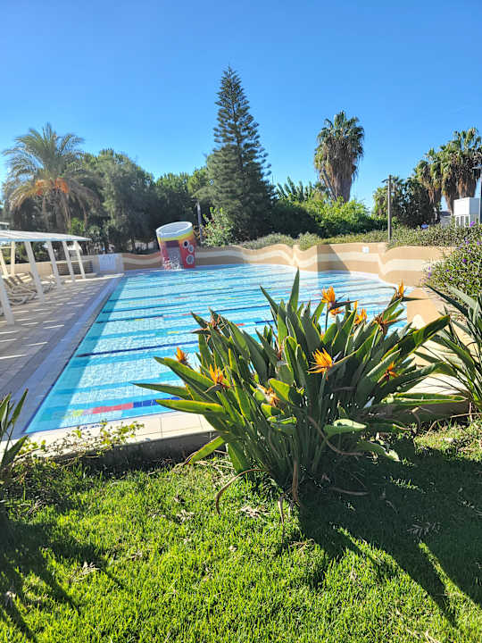 Gartenanlage TUI BLUE Xanthe