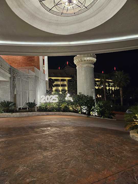 Außenansicht Royal Taj Mahal Hotel