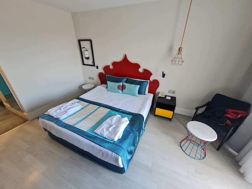 Zimmer Seaden Valentine Resort & Spa