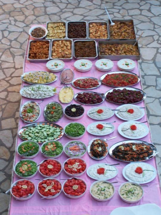 BBQ reichhaltige Speisenauswahl Hotel & Apartments Liapades Beach