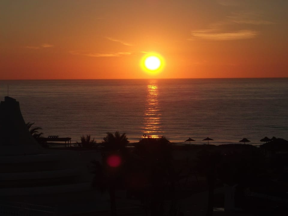 Sonnenaufgang Royal Tulip Taj Sultan