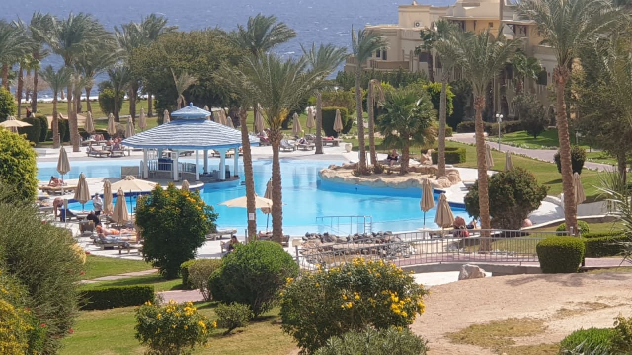 Pool Serenity Alpha Beach