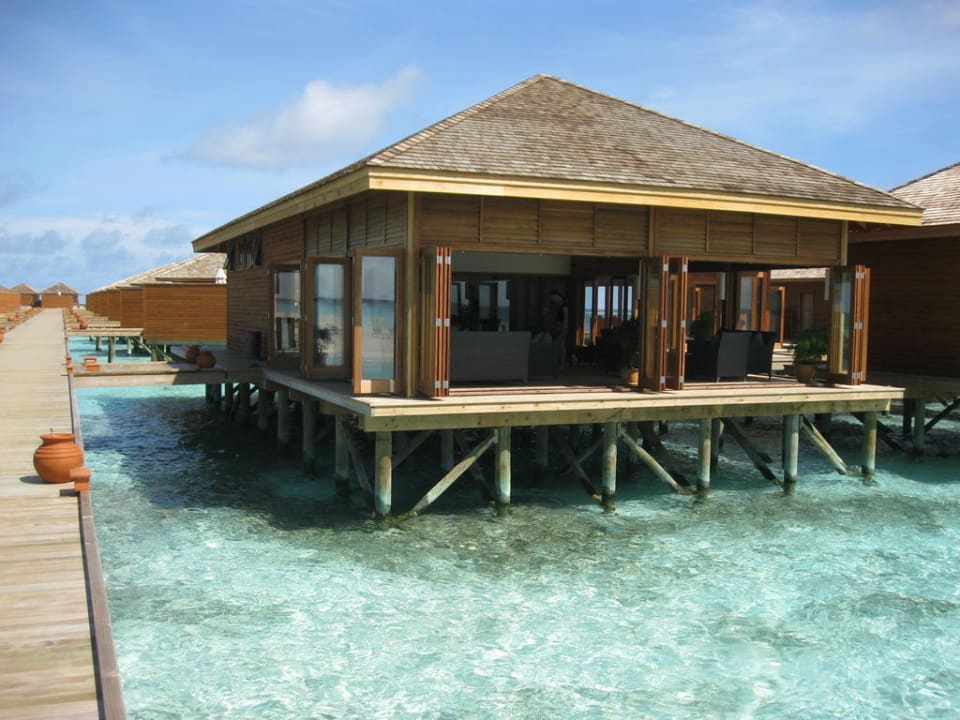 Spa Center Vilamendhoo Island Resort & Spa