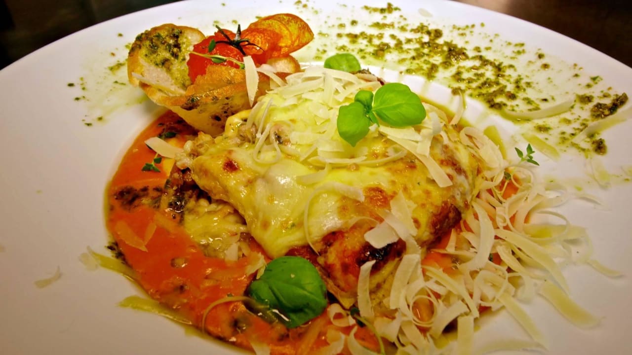 Hausgemachte Lasagne aus unserer Küche Hotel Kohlerhof