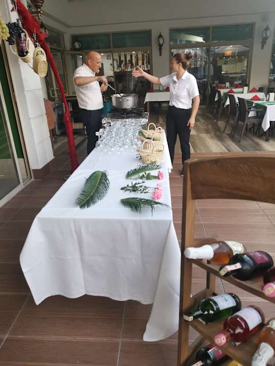 Gastro Side Aquamarin Resort & Spa