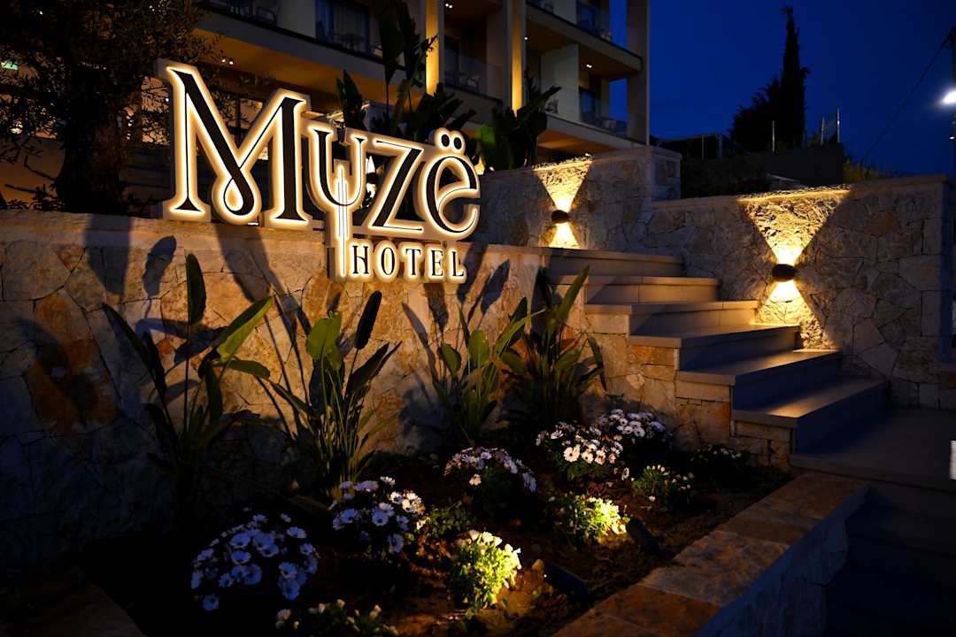 Außenansicht Muze Hotel