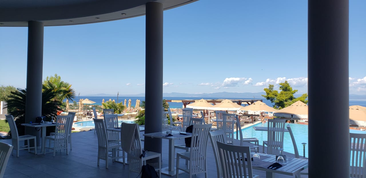 Gastro Alia Palace