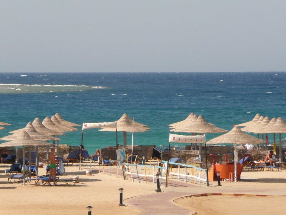 Blick auf die Bucht Malikia Resort Abu Dabbab