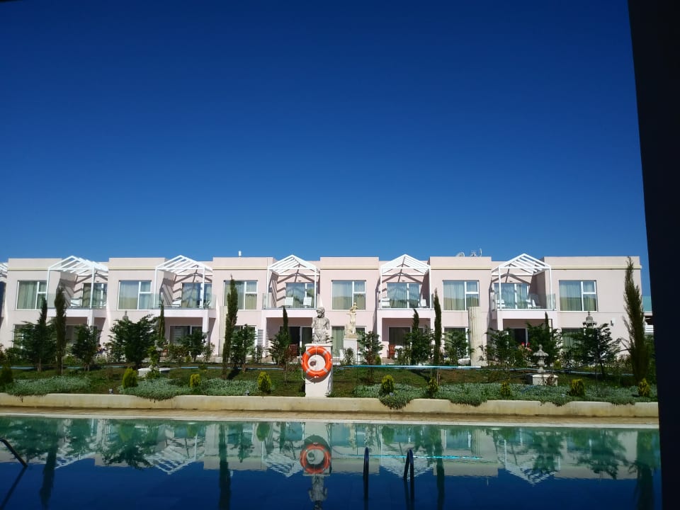 Pool Sandy Villas Resort