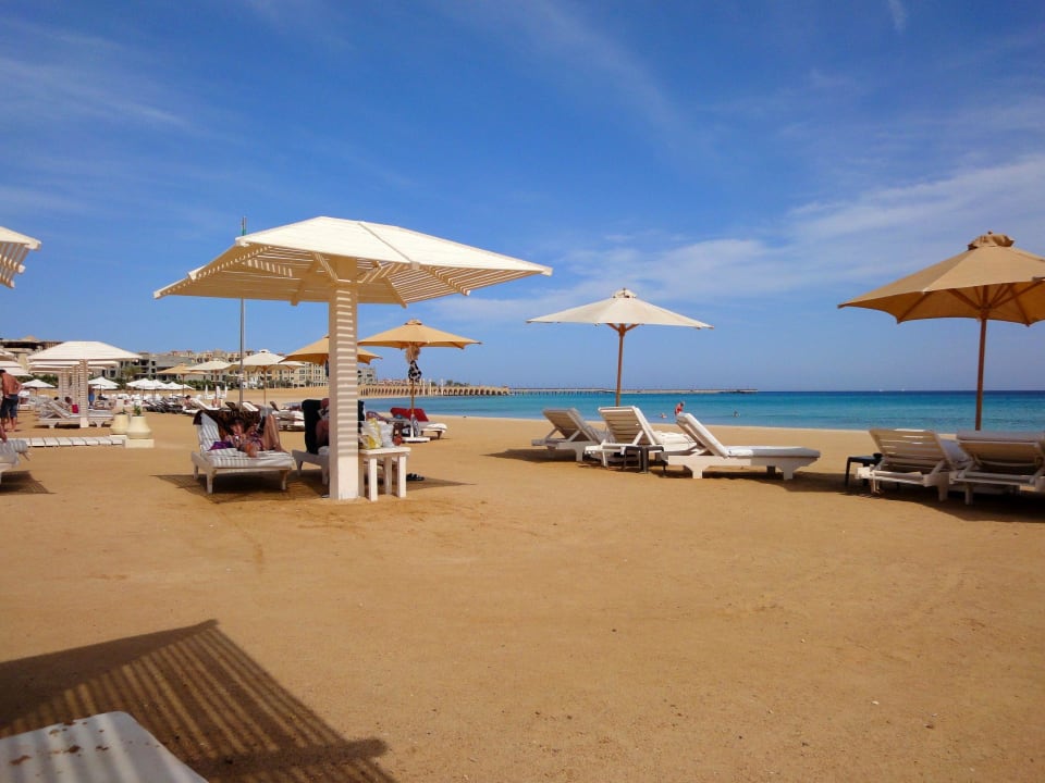 Feiner Sandstrand Kaisol Romance Resort