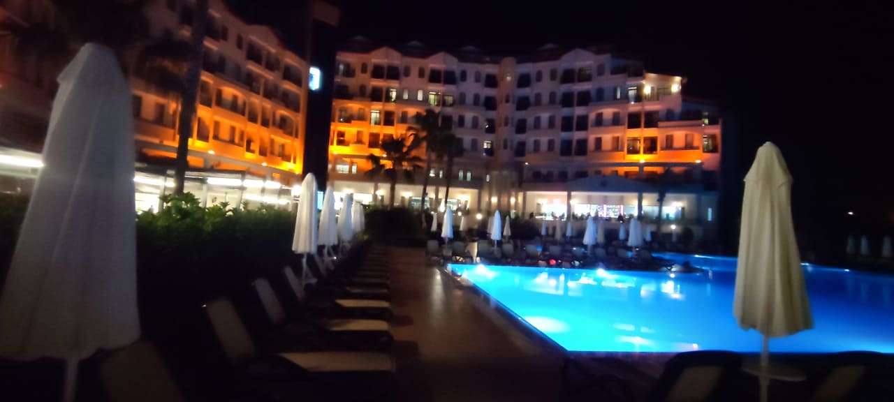 Pool Bella Resort & Spa
