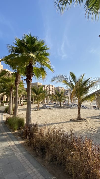 Strand DoubleTree by Hilton Resort & Spa Marjan Island