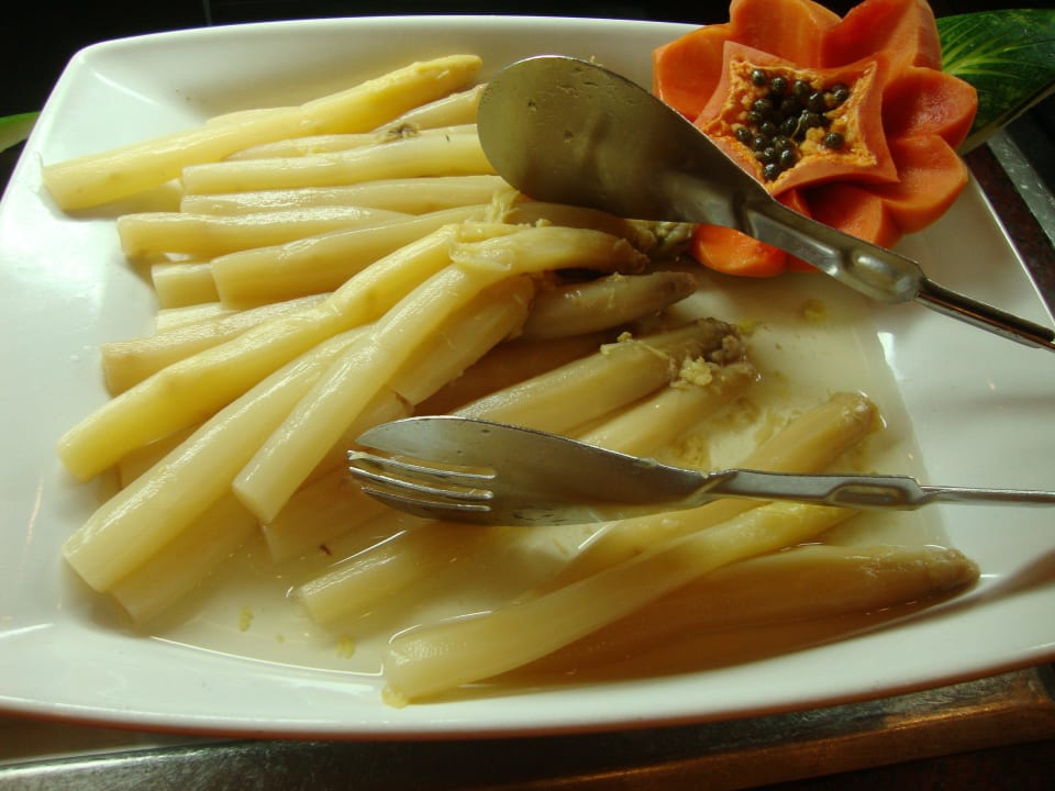 Abendessen - lecker, lecker Spargel Hotel Riu Palace Riviera Maya